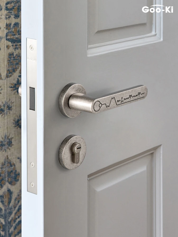 DIY lock for bi-folding door Works like a charm!