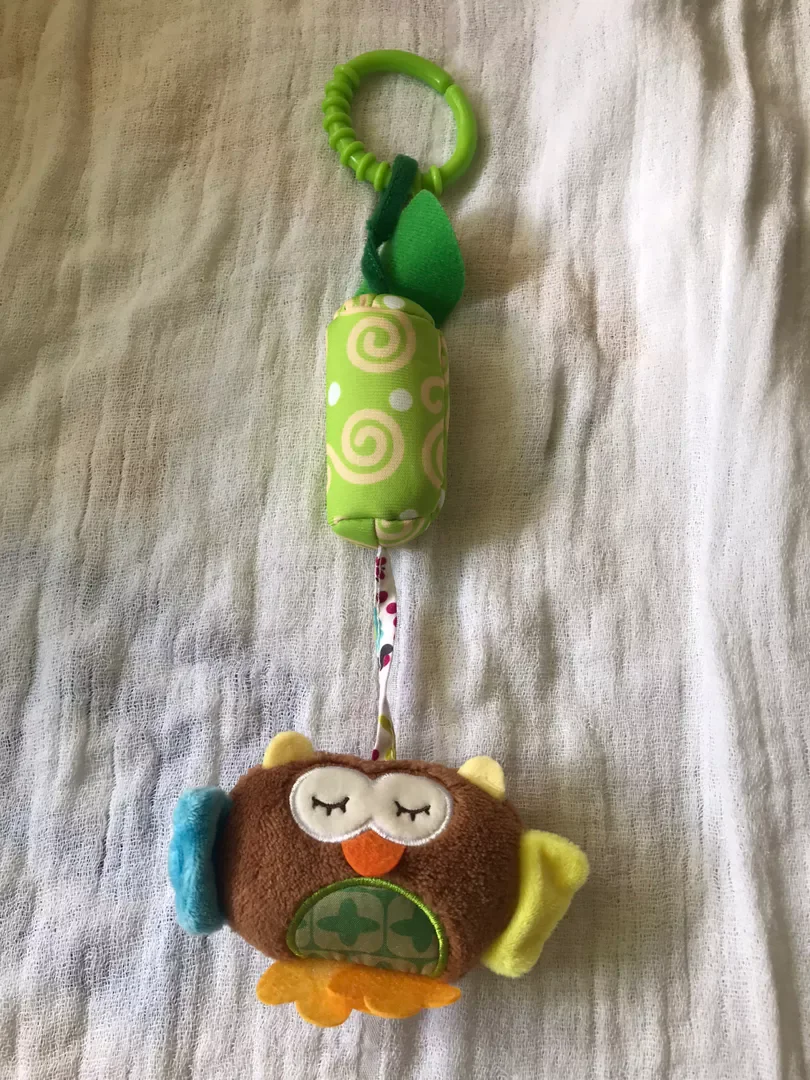 Description Picture 6 of item8 types of baby stroller hanging bells, bright colors, fun ringtones, and good friends to accompany babies