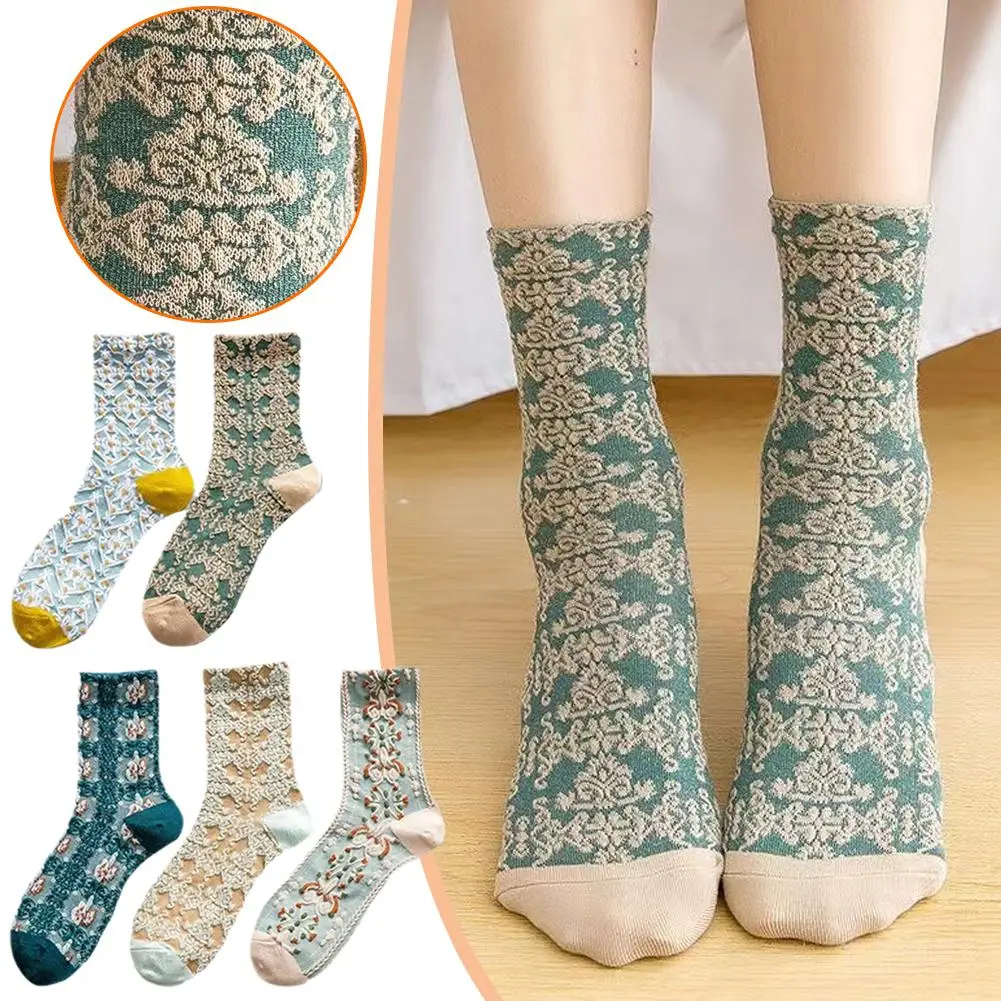 1Pair Vintage Harajuku Retro Embroidery Spring Woman Japanese Kawaii Cute Socks Ethnic Lolita Lace Flower Crew Fashion