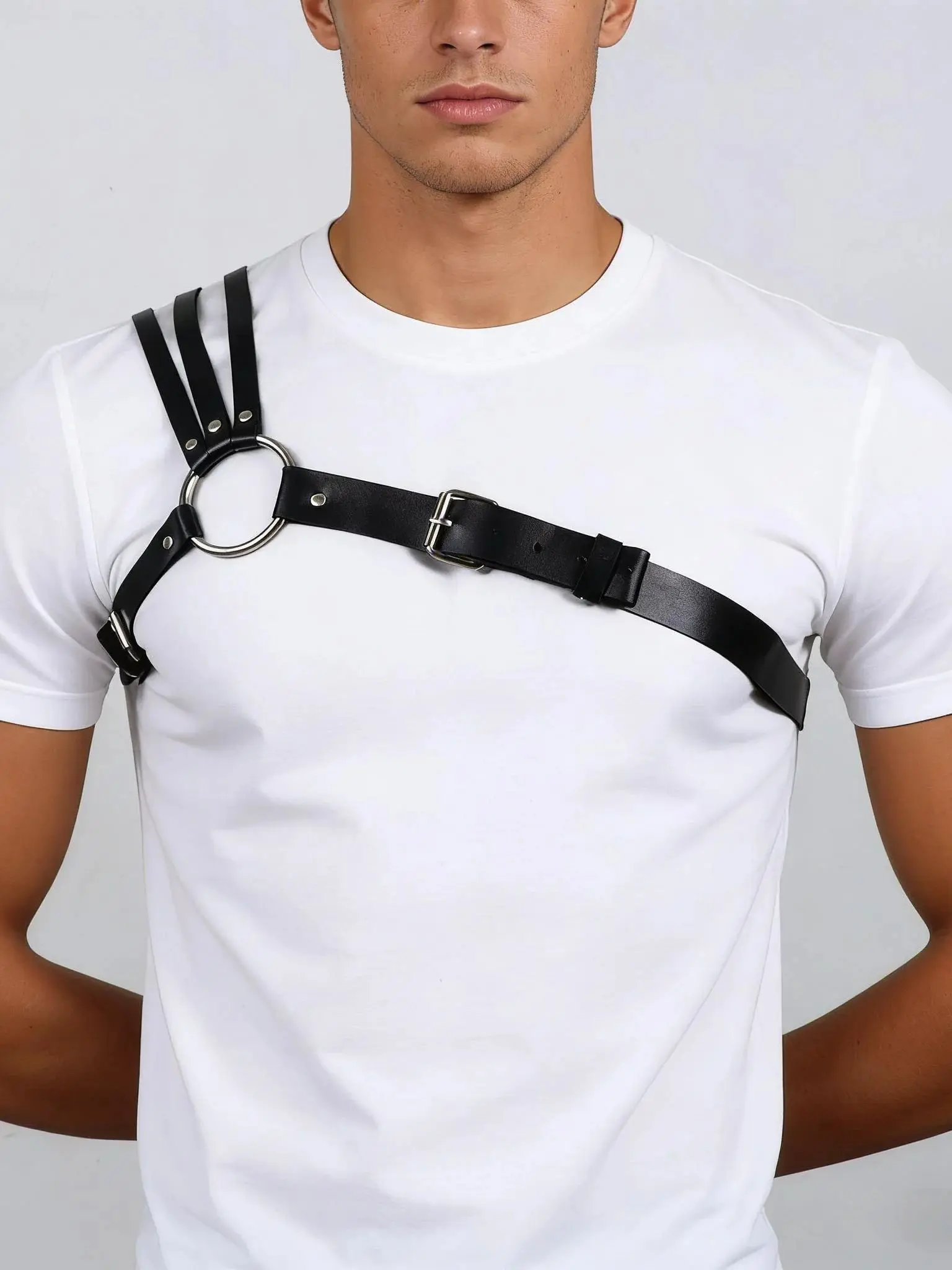 Herren-Geschirr aus Kunstleder, Punk, verstellbarer Brustgurt aus PU-Leder mit Schnallenriemen für Clubwear-Kostüme – Detail 1