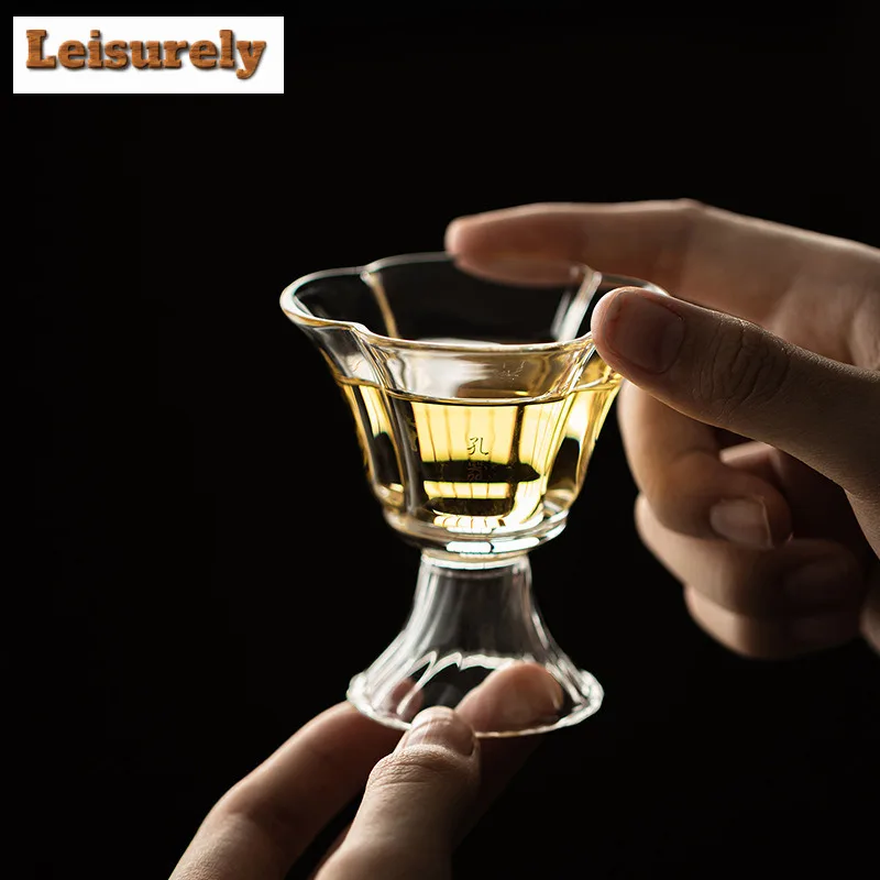 Glass Flower Mouth Swirl Bottom High Foot Teacup Vintage Tea Bowl Jug Tea-tasting Smelling Cup Chazhan Master Cups Tea Set Craft