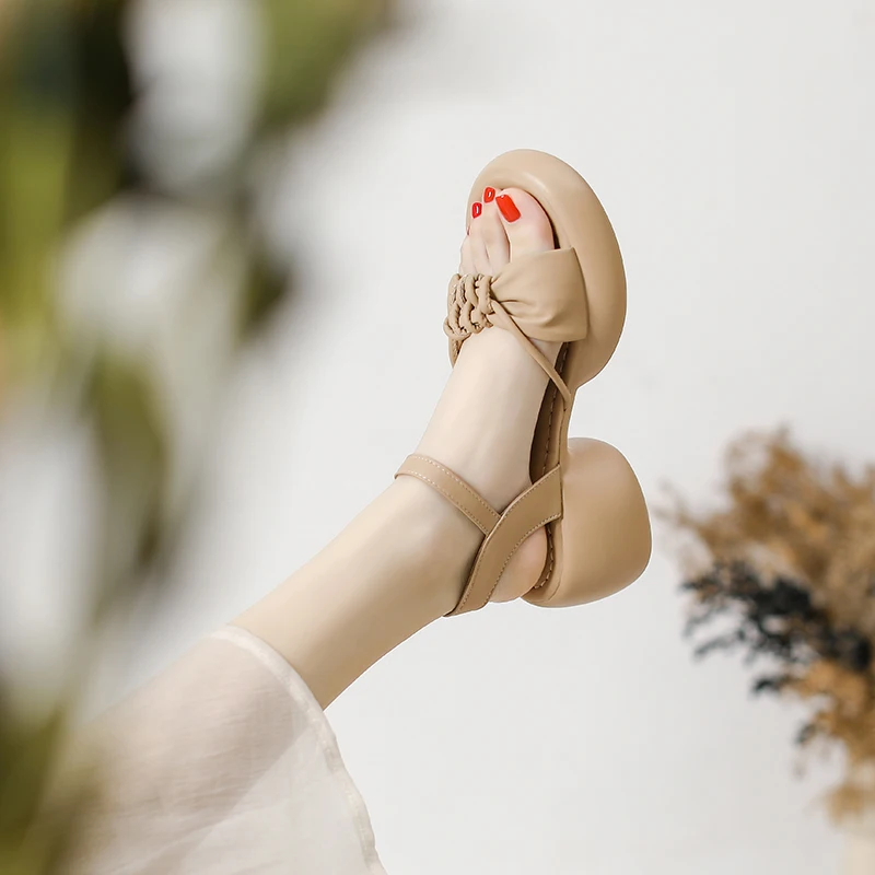 Women's 2024 New Summer Casual Line With Thick Heel Soft Sole Hundred Tower Beach Heels