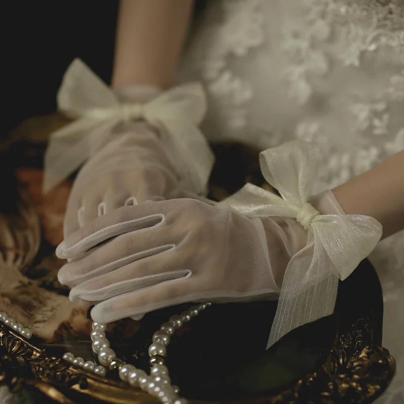 

New Super Fairy Bride Gloves Beautiful and Simple Pengpeng Yarn White Yarn Bowknot Studio Photography Hand Accessories