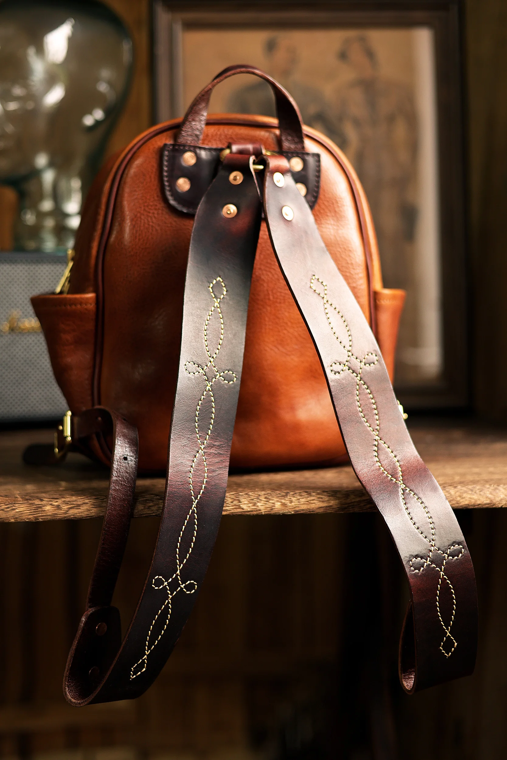 PNDME mode vintage handgemachte ethnische wind pflanzlich gegerbtem rindsleder frauen kleinen rucksack aus echtem leder weibliche schultasche – Detail 4