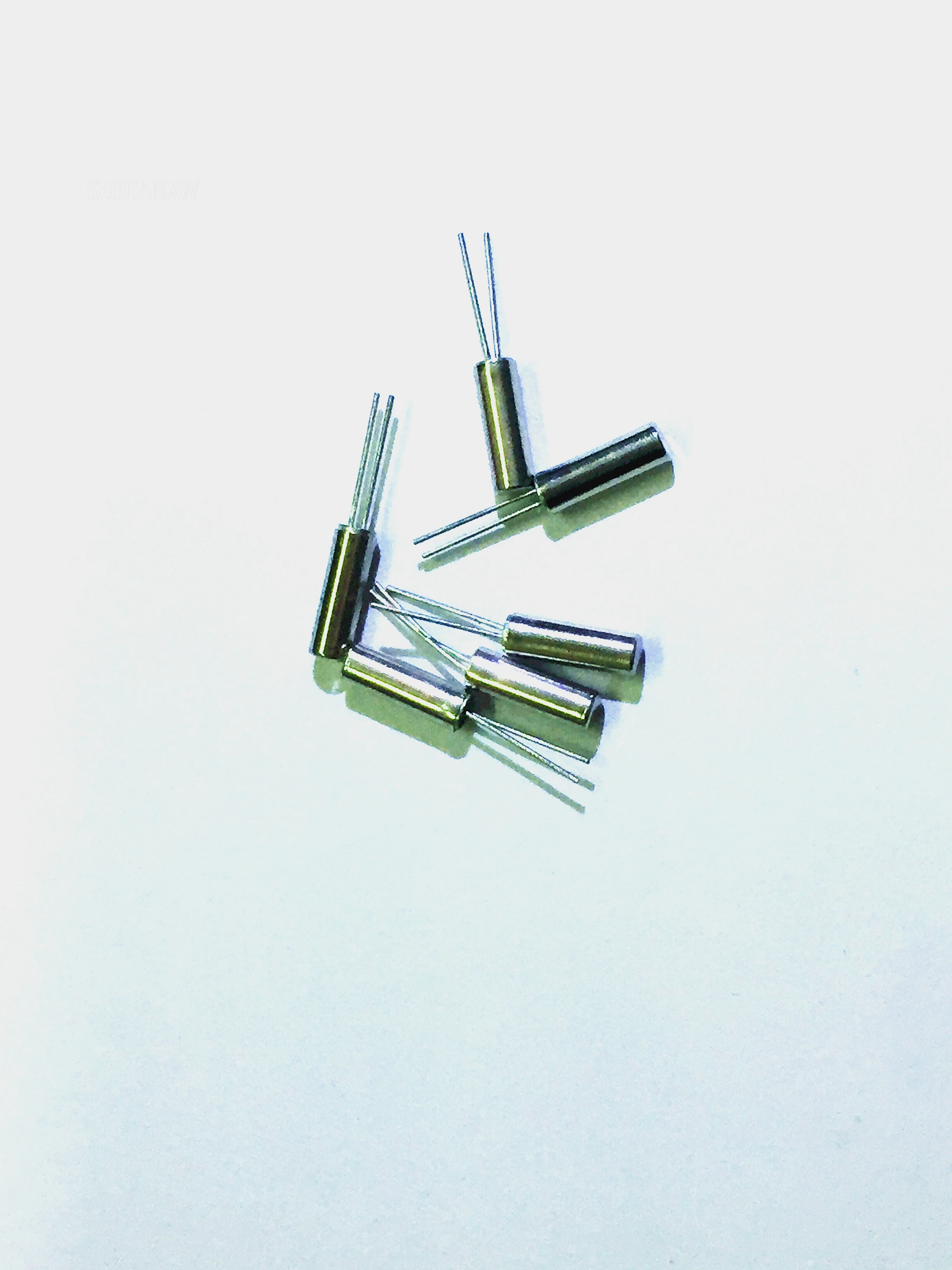 10 개/몫 11.0592MHz 11.0592Hz 수정 발진기 3x8mm 실린더 3*8mm