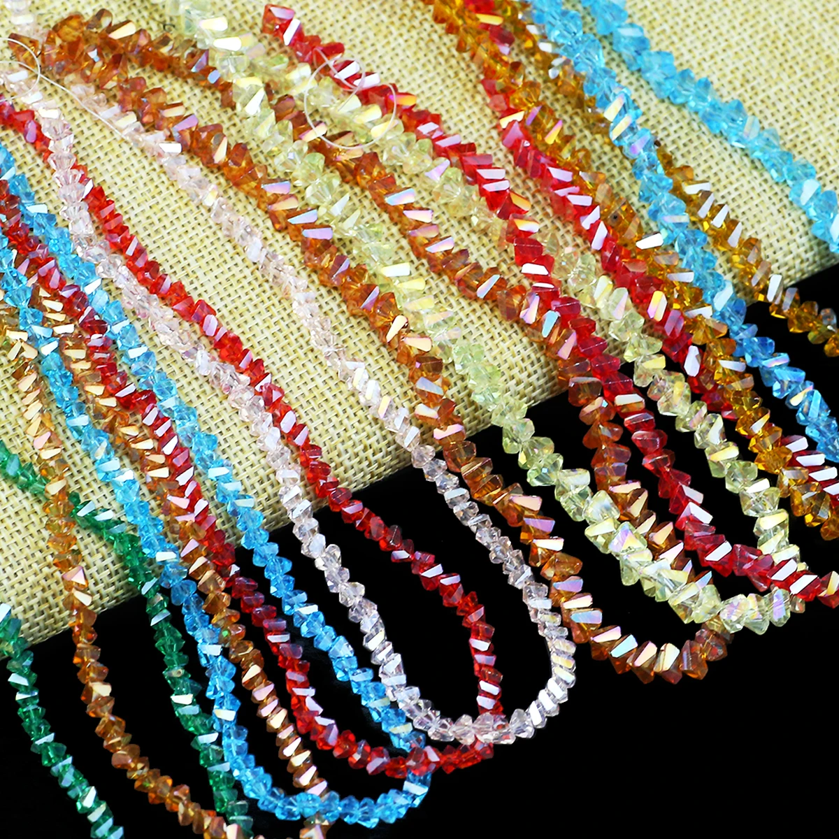 Mehrfarbiges Dreieck aus österreichischem Kristall, 4/6/8 mm, Glas-Abstandshalter, lose Perlen für Schmuck, DIY, Ohrringe, Armbänder, Anhänger, Zubehör