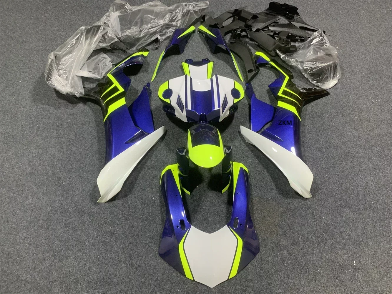 

Motorcycle Fairings Kit Fit For Yzf R1M R1 2015 2016 2017 2018 2019 Bodywork Set High Quality ABS Injection Carbon fiber paint