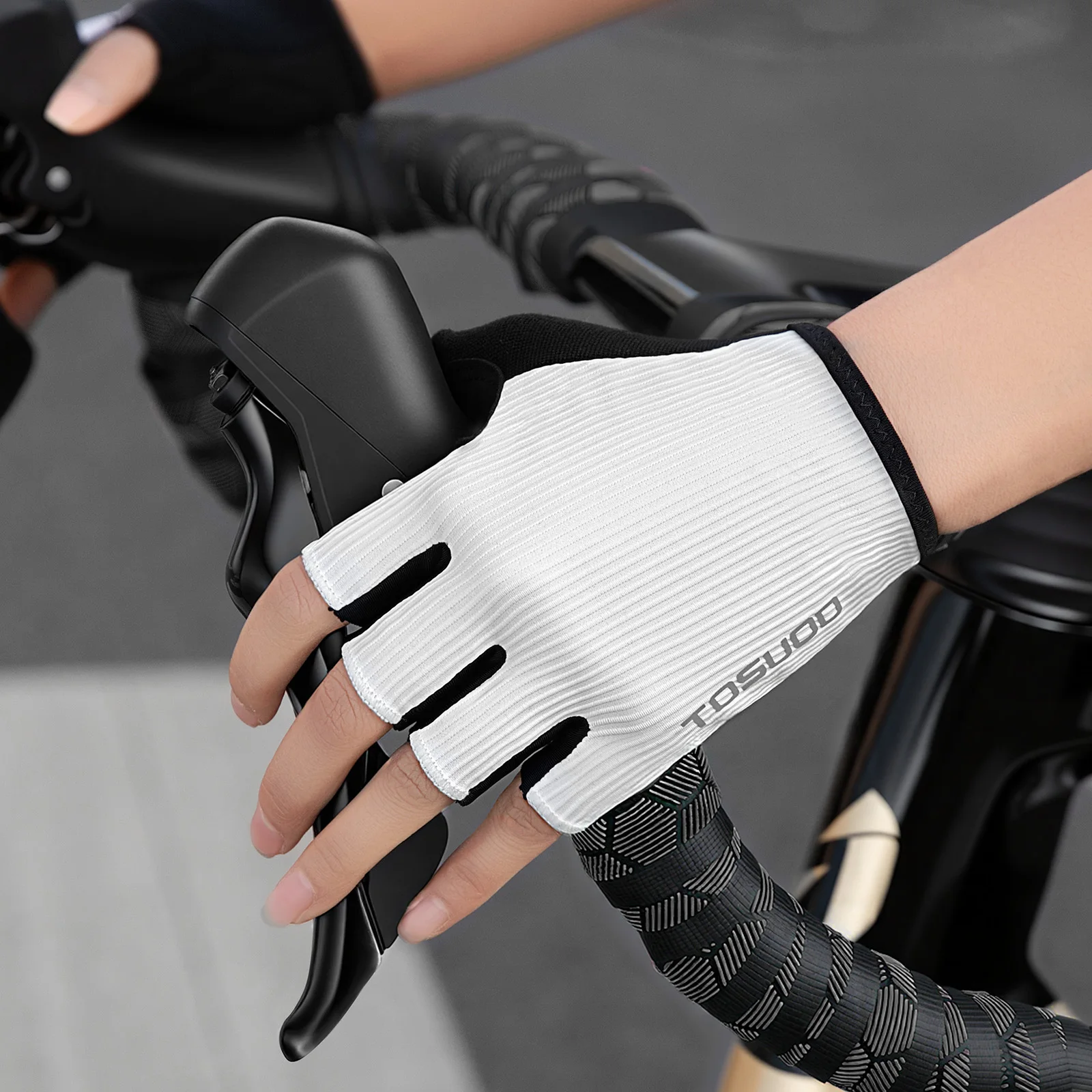 TOSUOD Fahrradhandschuhe Rutschfeste Atmungsaktive SBR Stoßdämpfende Halbfinger-Fahrradhandschuhe mit Schnellverschluss-Ziehlasche Fahrradzubehör – Detail 11