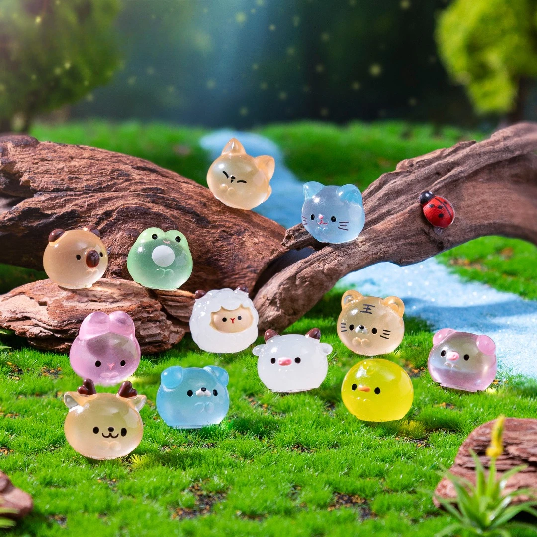 24/12pcs Luminous Mini Resin Animal Frog Tiger Figurine Glow in The Dark Miniature Figures Ornament Fairy Garden Accessories 1