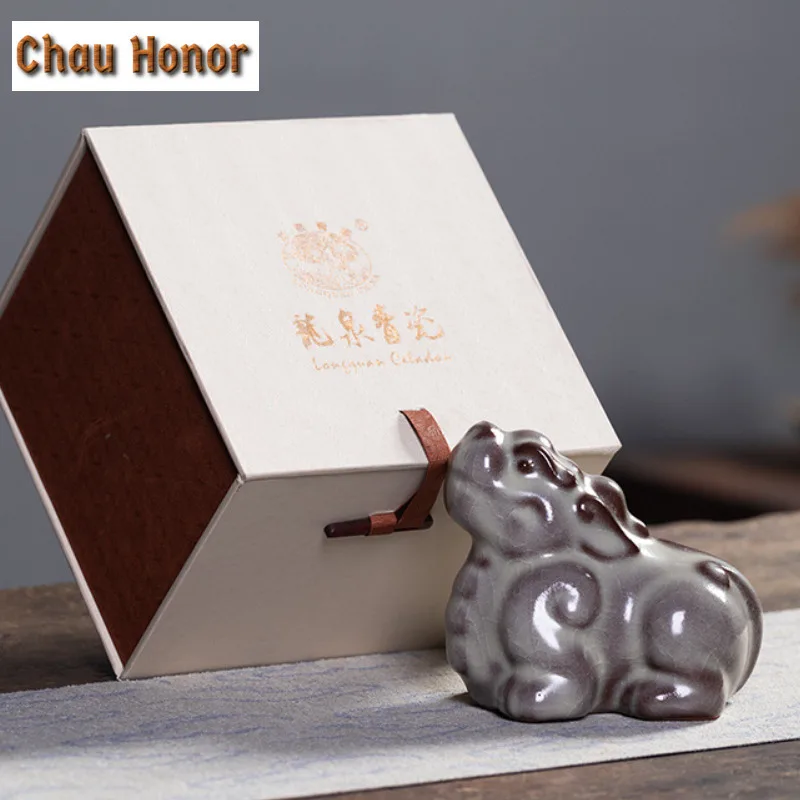 Large Wealth-attracting Pixiu Celadon Tea Pet Handmade Flowerpot Landscaping Tea Figurine Play Toys Tea Statue Ornaments Craft