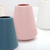 Nordic Creative Vase Home Decor Flower Arrangement Container for Homes Wet and Dry Planter Imitation Ceramic Plastic Crafts 2