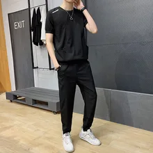 

New summer men's short-sleeved T-shirt set ice silk casual Korean version of the trend handsome men's clothing