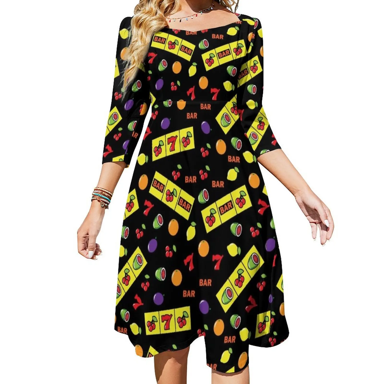 

Женское летнее платье-колокол с принтом в виде фруктов