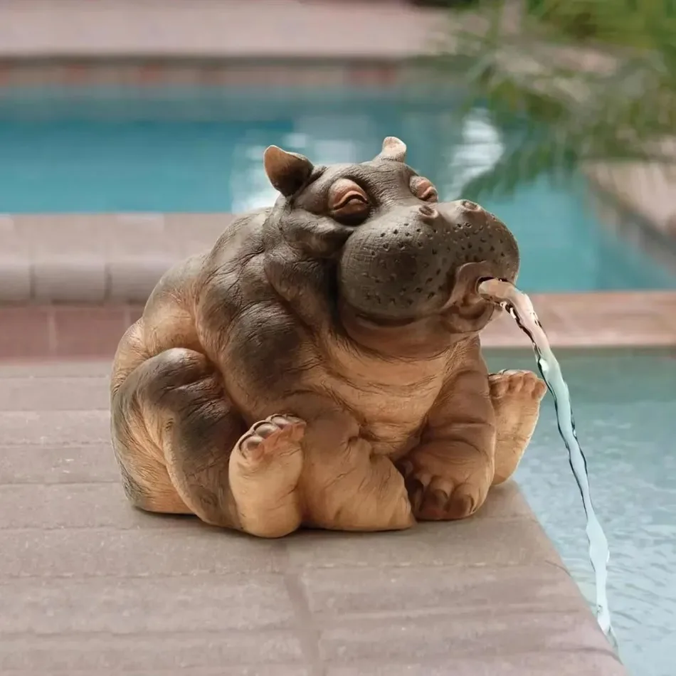 Neue Gartenbrunnen aus Kunstharz, Hanna The Hippo, afrikanisches Dekor, Piped Pond Spitter, Statue, Wasserfunktion, 25,4 cm, Polyresin, vollfarbig
