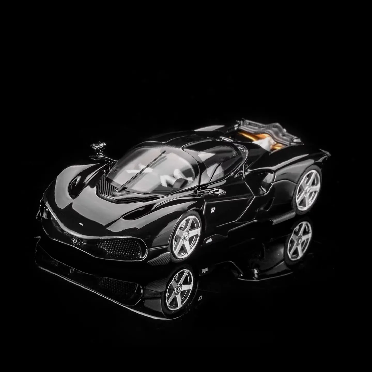 1:64 모터헬릭스 닐루27 하이퍼카 풀 오픈 도어 & 후드 디테일 엔진 다이캐스트 모델 화이트 블랙 레드 장난감 소년용 선물 재고 있음