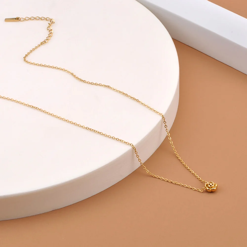 JeeMango Edelstahl-Halskette mit modischem Rosenblüten-Anhänger für Damen, vergoldet, für Jahrestag, Hochzeit, Party, Schmuck N25029 – Detail 5