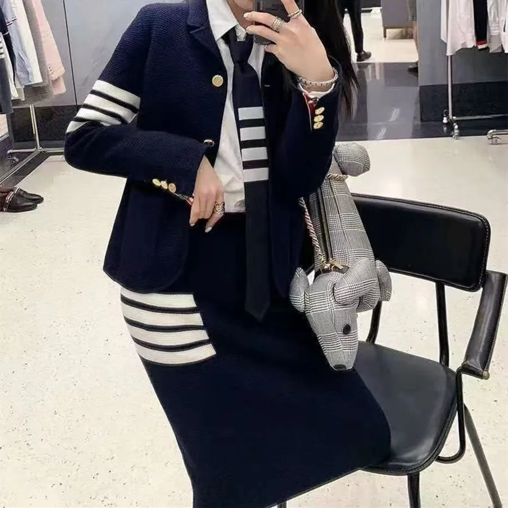 Fashion Brand Ladies Luxury Wool Skirt Striped Design Original High Quality Casual Famous Knitting Mid-Length High Waist Skirt plaid skirt