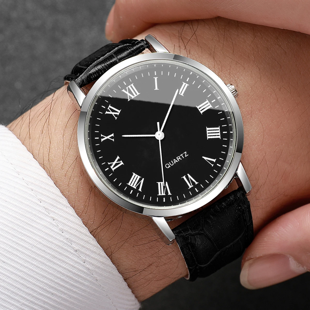 4pcs/set Men's Watch Fashion Casual Arabic Numerals Roman Scale Dial Classic Business Trend Quartz Watch Combination Set No Box