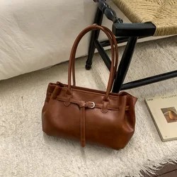Spacious Women's Fashion Tote Bag - Urban Minimalist PU Shoulder Bag (Brown without accessories)