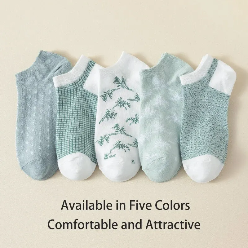 5 Pairs of Women's Spring and Summer Four Seasons One-size Fresh Plaid Sweet Fashion Trend Comfortable College Low-cut Socks 2