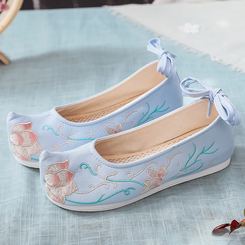 Chinese Hanfu Matching Shoes Women Ancient Shoes High Quality Costume Hanfu Shoes Spring Summer Autumn Female Embroidered Shoes
