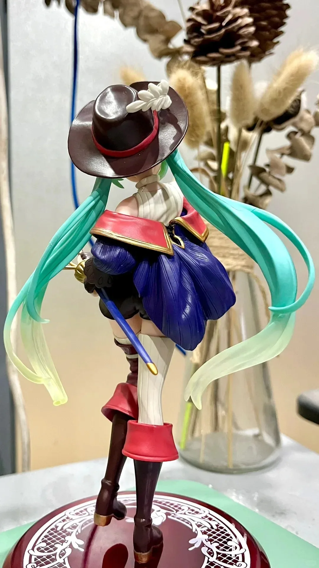 Hatsune Miku Wonderland Puss in Boots Kawaii Anime Action Figure Decor