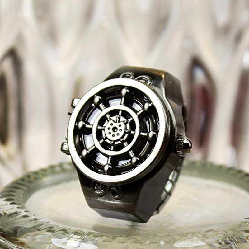 Medidor de prepared personalized animation series ring watch, ancient silver ring watch men's headband watch antique watch.