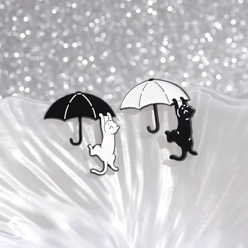 Flüssige schwarze Katze, Emaille-Anstecknadeln, individuelle Glasschale, Katze, Wassertasse, Fischbroschen, Anstecknadeln, Tierschmuck, Geschenk für Freunde – Detail 4