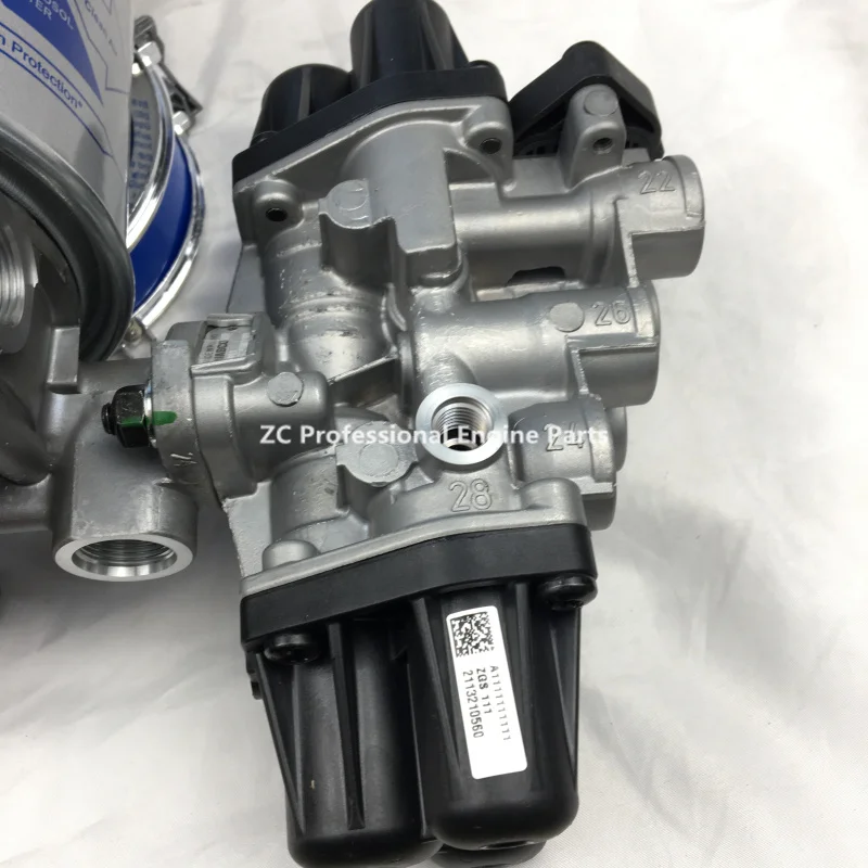 A0014318215 0014318215 High quality air dryer assembly for Mercedes Benz 4141 3341 truck parts