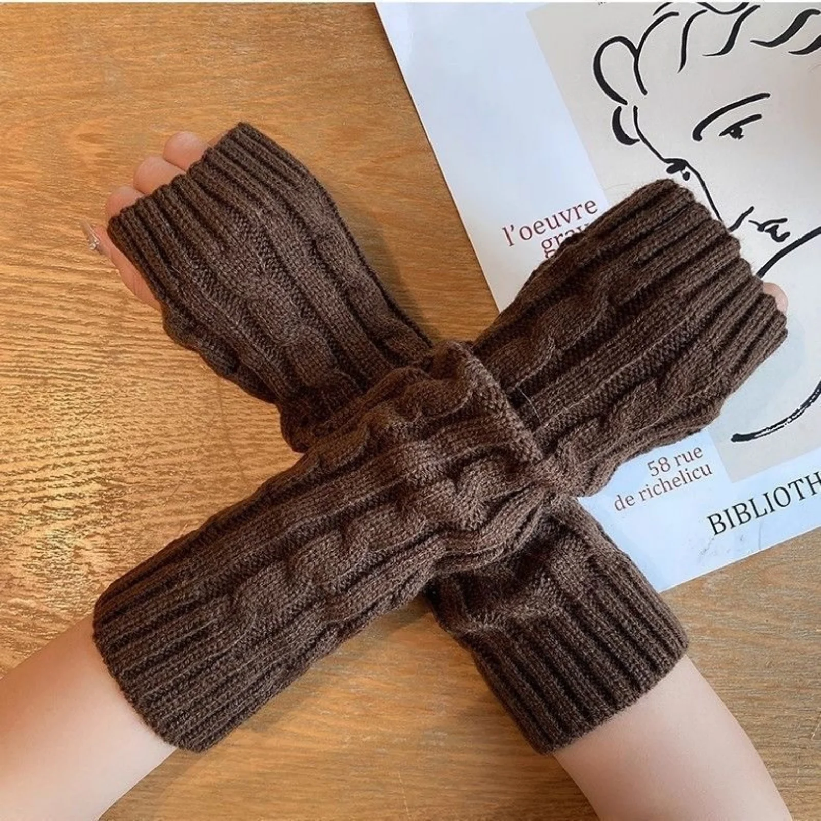 2PCS Cable Knit Fingerless Gloves, Women's Soft Warm Knitted Arm Warmers, White Winter Hand Accessories, Stylish Elastic