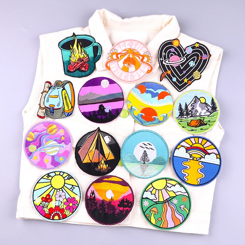 

Colorful Mountain Camping Iron On Patches Nature Embroidered Patch DIY Applique For Clothing Jacket Vest Jeans Backpack