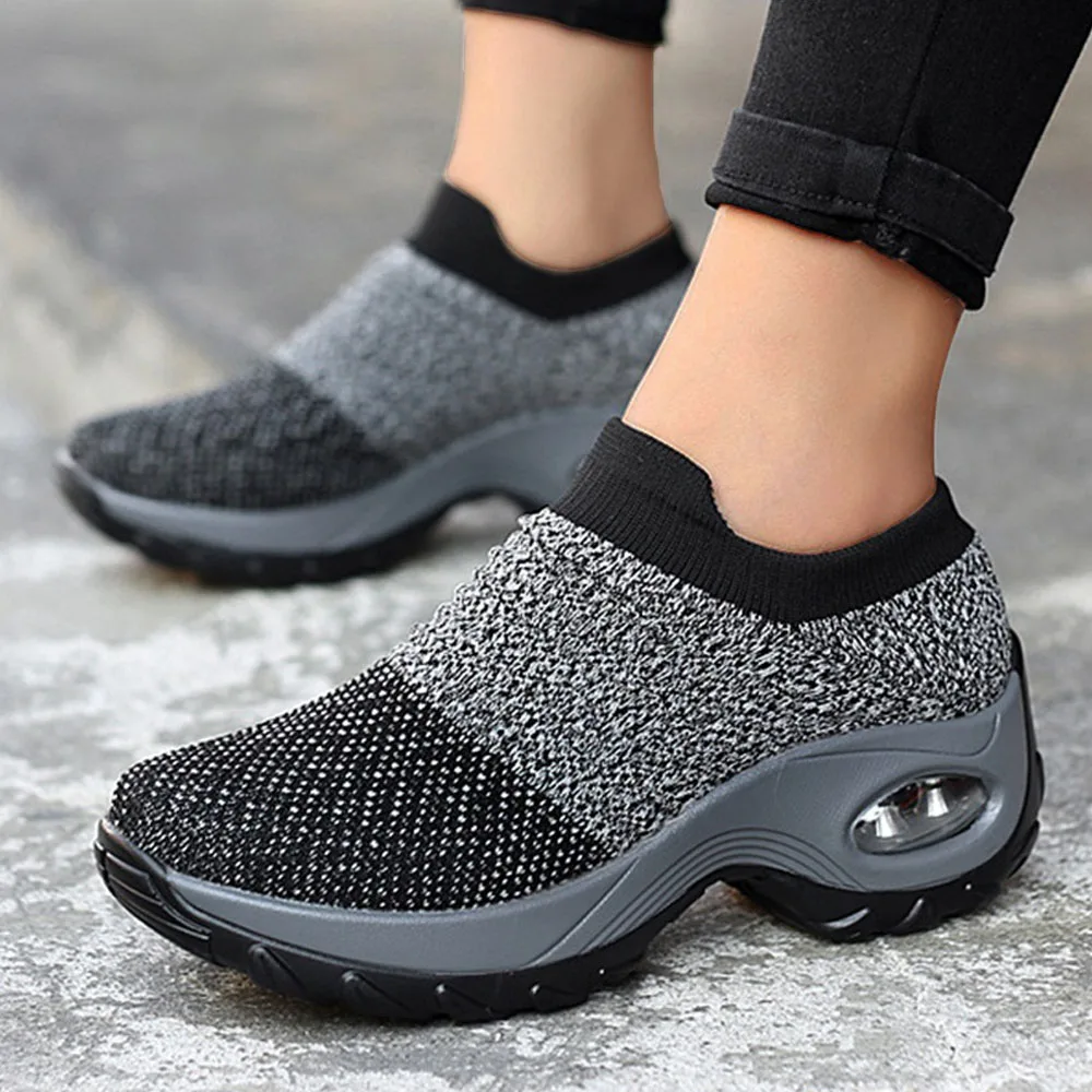 Women's Sneakers 2025 New Fashion Mesh Ladies Slip On Breathabe Sport Shoes 35-43 Large-Sized Female Outdoor Running Loafers 2