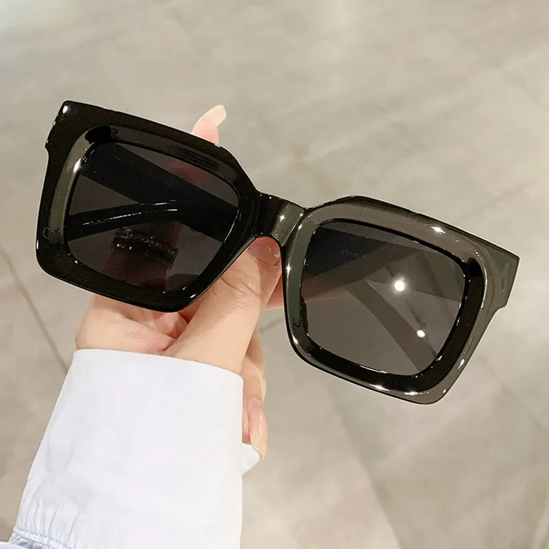 

Luxury Brand Oversized Sunglasses Women Retro Black Big Frame Gradient Goggle Fashion Ladies Square Sun Glasses