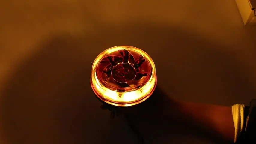 Faro Rotante LED Arancione 20W Per Auto - 4 Modalit&agrave; Lampeggianti E 3 Rotanti + Crociera 12V-24V