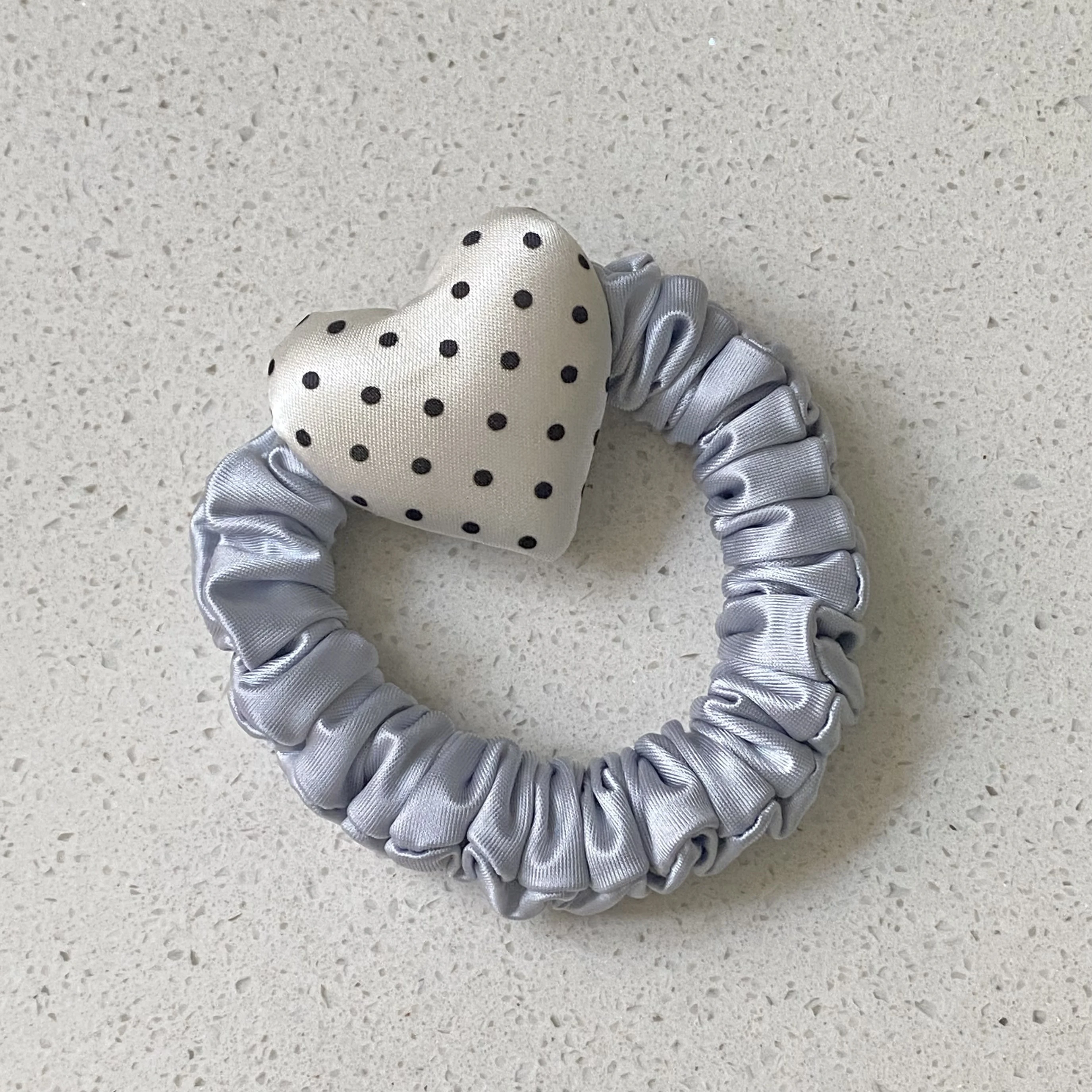 1PC Satin Scrunchies Set With Polka Dot Heart Decor, Stylish Hair Accessories For Women, Cute Hair Ties For Daily And Party Wear