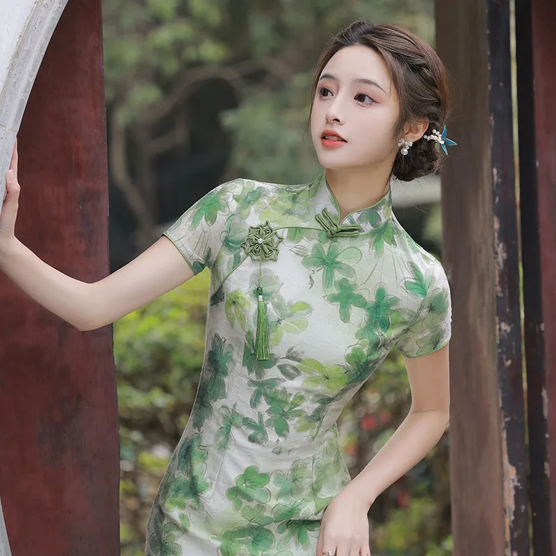 

Green Floral Chinese Dresses Young Style Temperament Retro Chinese Traditional Vintage Dress Female Cheongsam Elegant Vestido