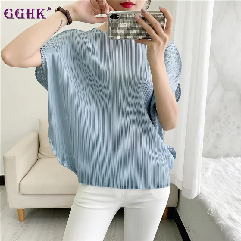 

GGHK Miyake Niche Design Sense 2023 Summer New Pleated Tops T-Shirt Egg Irregular Clothes Women Comfortable Casual