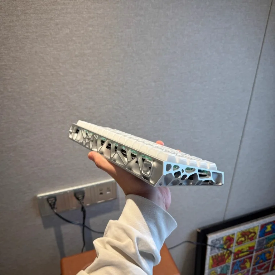 Pure White Keycaps Wooting 60/80he Custom Side Engraved