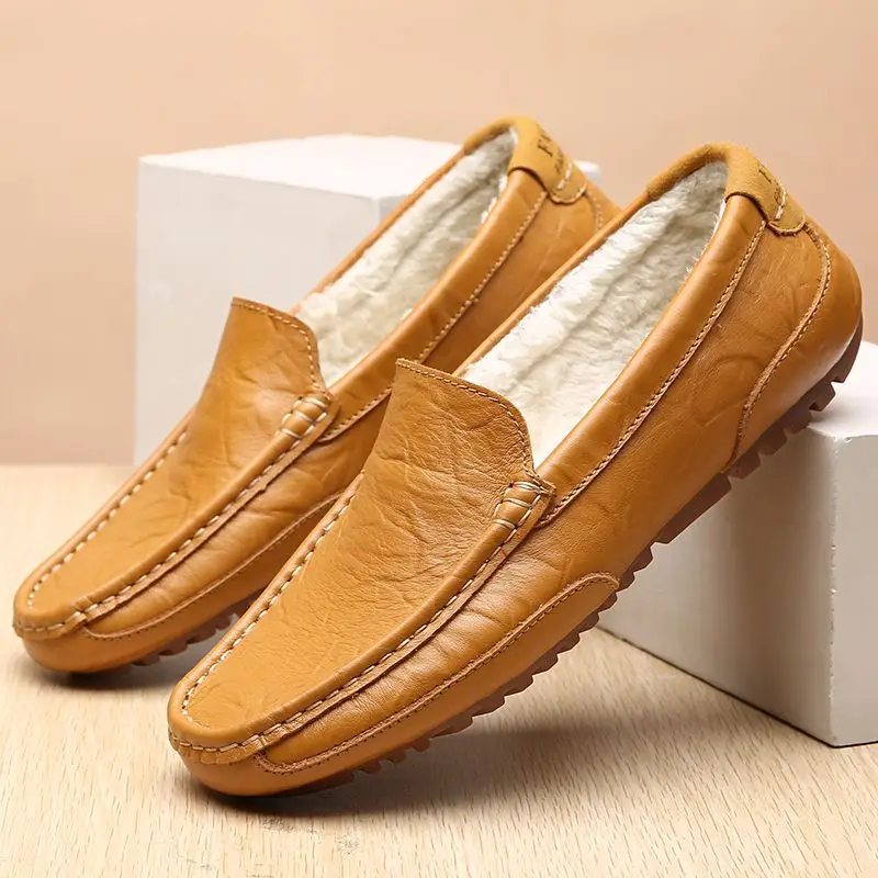 

37-46 Mens Cow Split Leather Shoes Winter Flat Heel Slip-on Soft Sole Casual Add Fleece Keep Warm Male Footwear Hw68