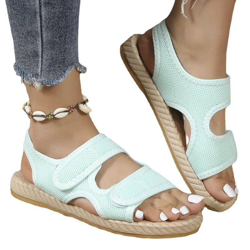 Scarpe da spiaggia estive per le donne 2023 sandali da donna piatti Open Toe di nuova moda all'aperto Plus Size zeppa di canapa sandali Casual da donna
