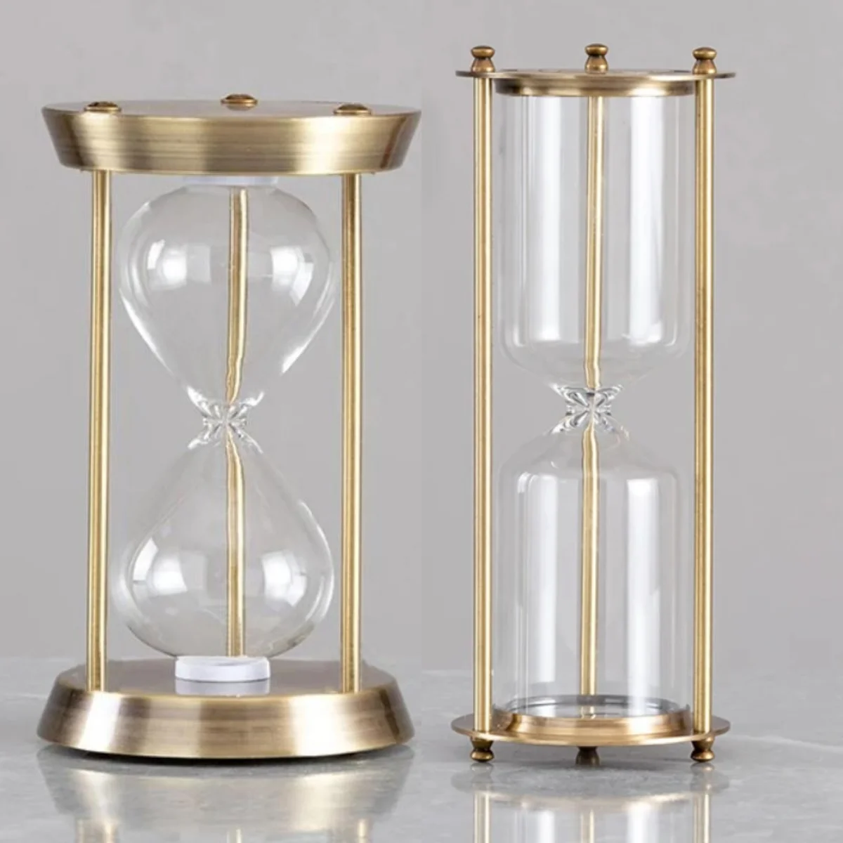 Sand Timer Liquid Hourglass Timer Colored Hourglass European Vintage Empty Hourglass Bottle Handmade Glass Sandglass Creative Metal Timer Sand Clock DIY Home Desktop Decor Gifts