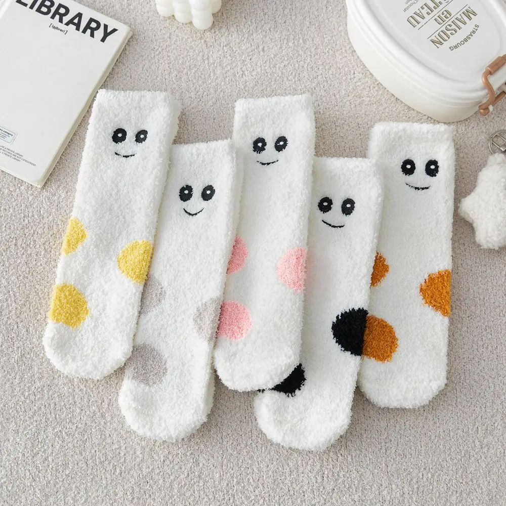 

Thickened Sleeping Socks Comfortable Point Winter Coral Velvet Socks Women Hosiery Middle Tube Socks Smile Face Socks