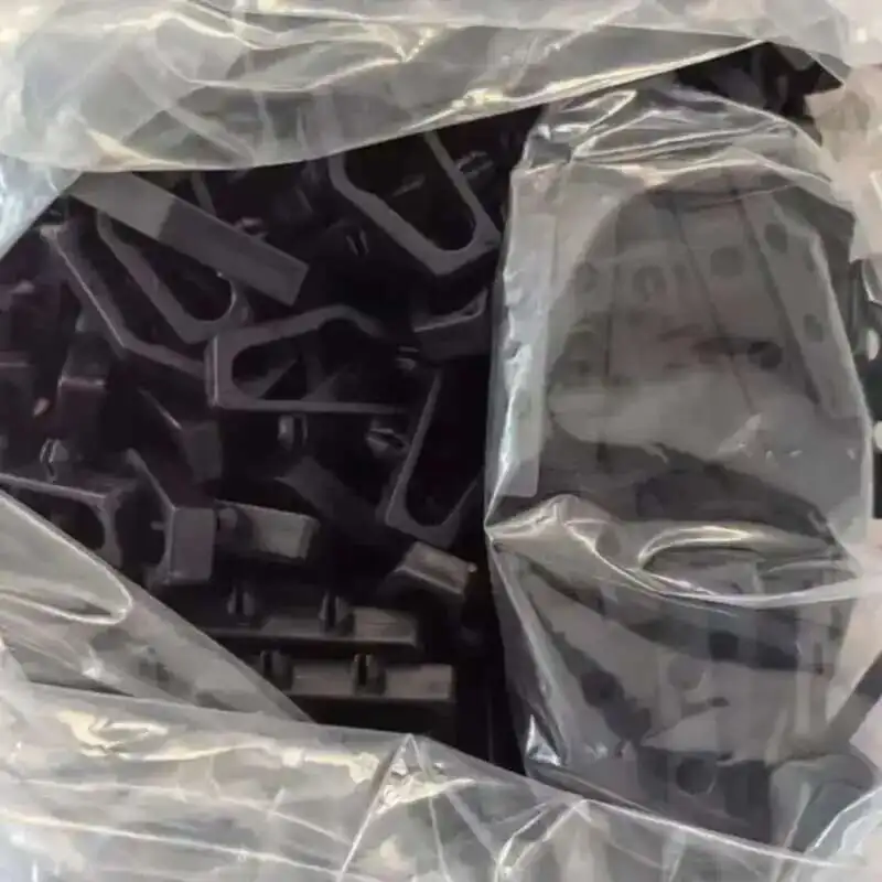 50 Stück Euro-Aufhängerhaken, Taschenpaket zum Aufhängen von Tabs, Schlitzloch, zum Aufhängen von Tabs, Pappe, Headerhaken, Boxverpackung, Kunststoffeinsatzgriff – Detail 7