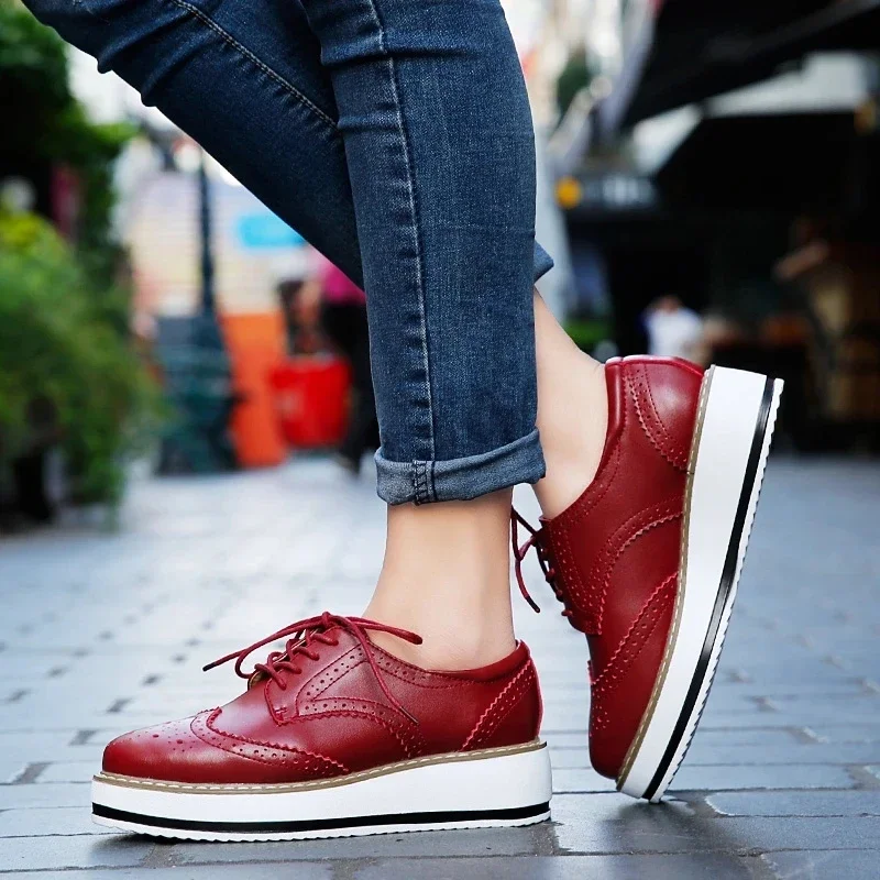Genuine Leather Shoes Women Flats Oxford Lace Up Striped Platform White Black Fashion Vintage Platform Brogue Shoes Woman 2