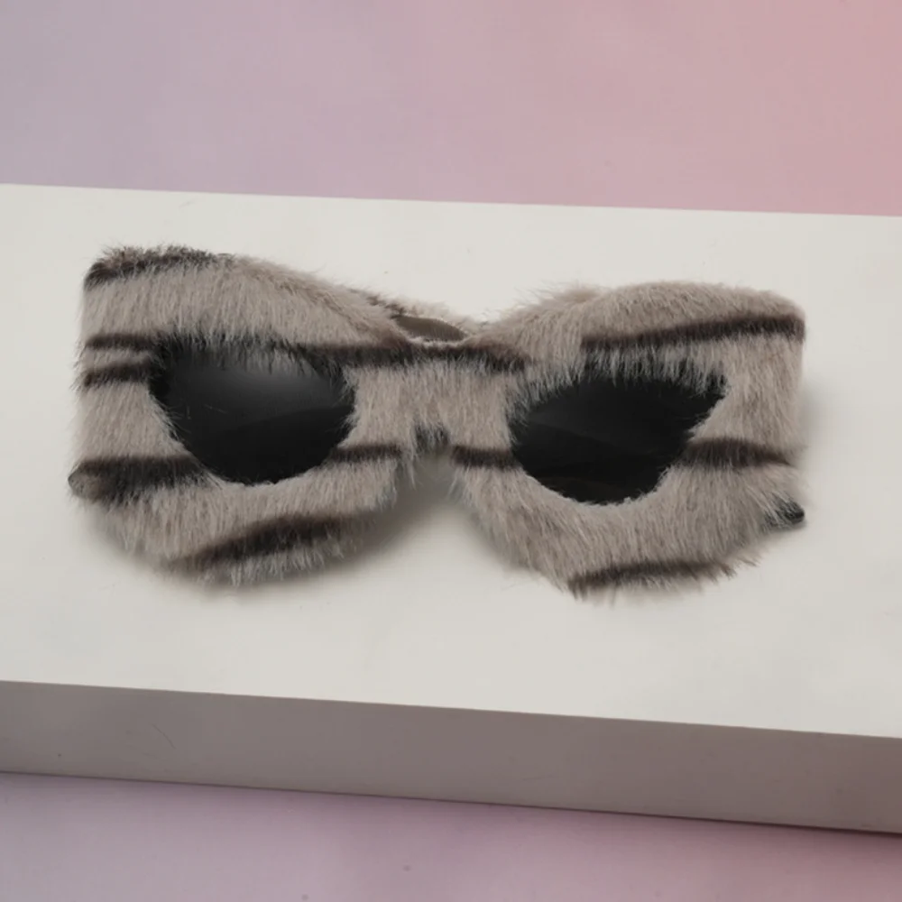 Fluffy Cat Eye Sunglasses Funny Birthday Party Shades Glasses Brand Designer PC Frame Eyewear Plush Winter Glasses
