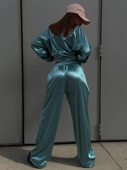 Women's Solid Shiny Zipper Jacket Set Casual Lapel Loose Cropped Jackets Wide-leg Pants Sets 2026 Lady Daily Highstreet Outfits 1