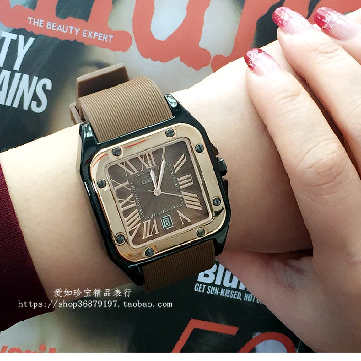 

Fashion Top Brand TOP Square Women Watch Luxury Brand Vintage Roman Numeral Ladies Gift Watches Silicone Watchband Women Clock