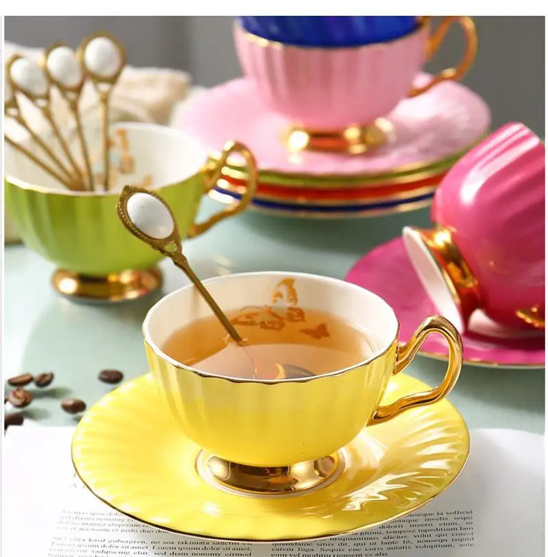 

200ml Phnom Penh Coffee Cup Art Tea Set Exquisite Handicraft Bone China Cup and Saucer Golden Spoon European Luxury Mug Set