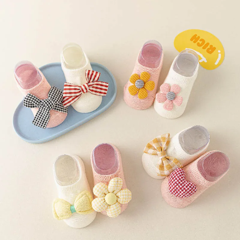 

0-3Y Baby Girls Cotton Shoes Retro Spring Autumn Toddlers Prewalkers Cotton Shoes Infant Soft Bottom First Walkers