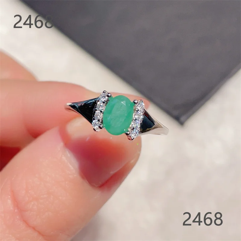 

100% natural emerald ring with genuine 925 sterling silver setting are elegant and stylish for everyday wear